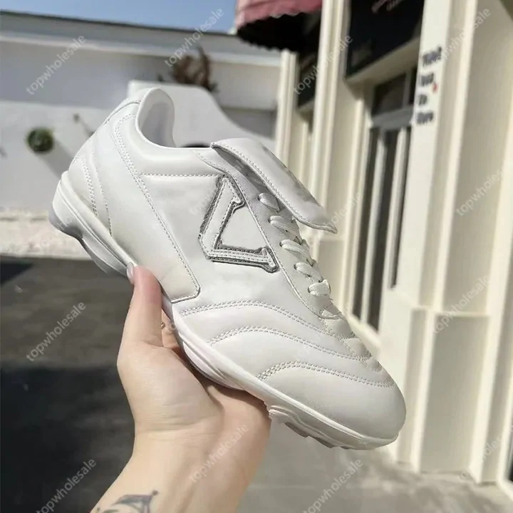 sneakers product example